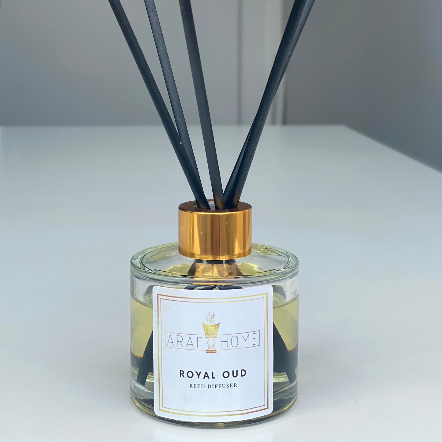 Royal Oud reed diffuser. Room diffuser with scents of Oud. Luxury scented reed diffuser