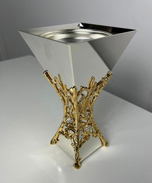 Glamorous Bakhoor burner made in Dubai. Luxurious mirror and gold design Insence burner